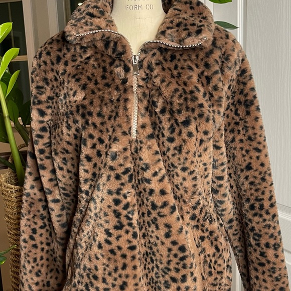 Abercrombie & Fitch Cozy Brown Black Teddy Jacket - Picture 3 of 6